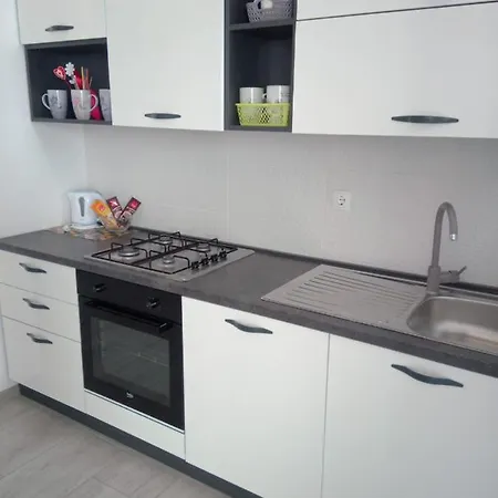 Apartament Doris *