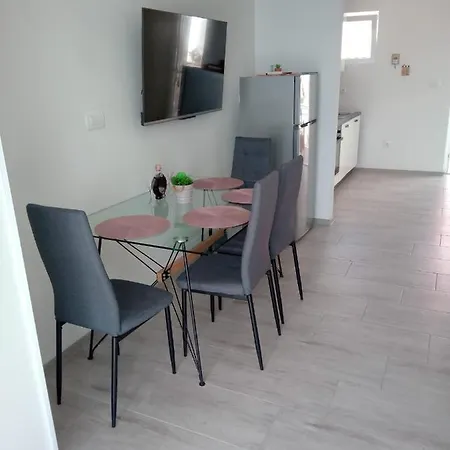 Doris Διαμέρισμα Gradac (Split-Dalmatia)