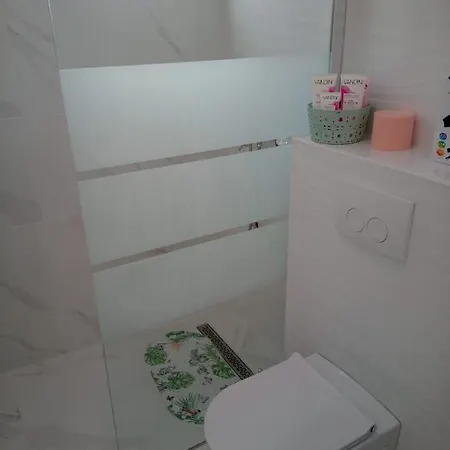 Doris Gradac (Split-Dalmatia)